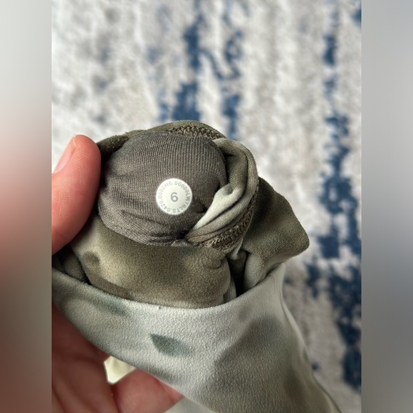 Lululemon Align Short 8" *Diamond Dye - Picture 5 of 6